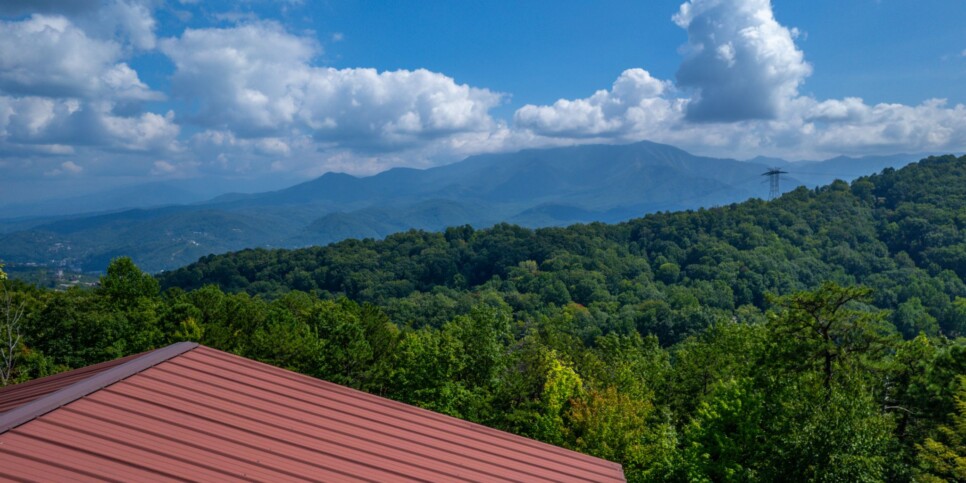 Gatlinburg Cabin - A Million Dollar View - Exterior