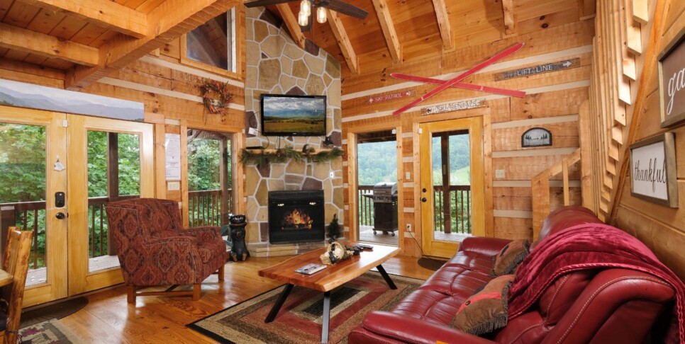 Gatlinburg - Mountain Splendor 1250 - Living Room