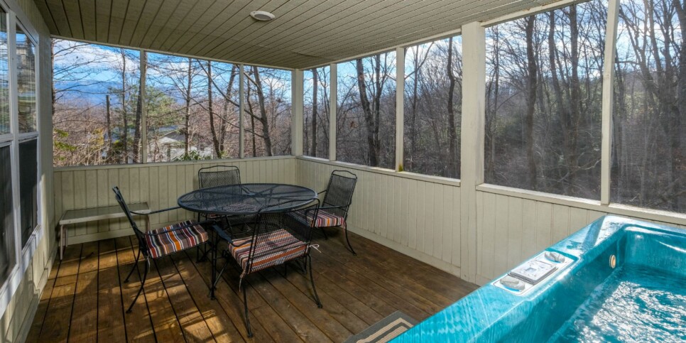 Gatlinburg - Mountain Therapy - Exterior