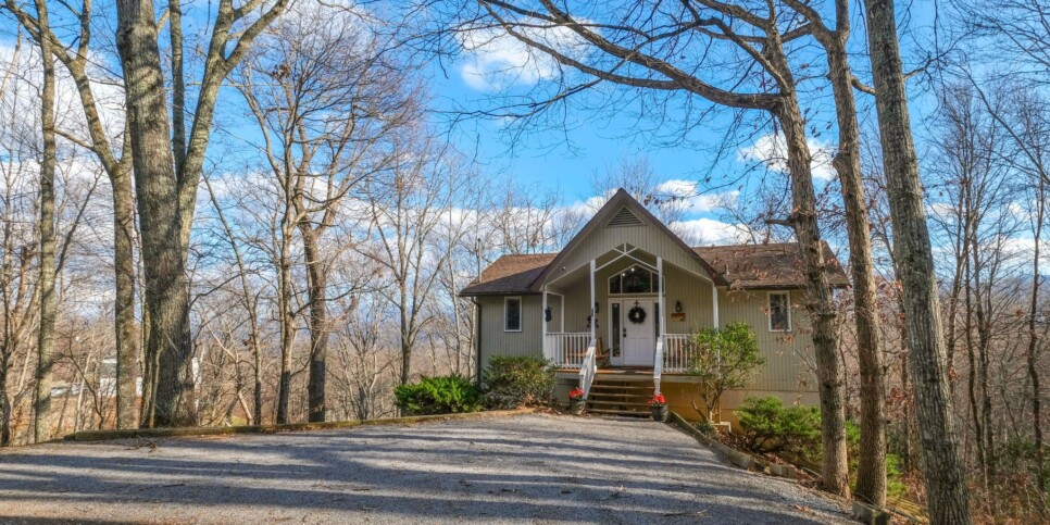 Gatlinburg - Mountain Therapy - Exterior
