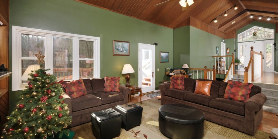 Gatlinburg - Mountain Therapy - Living Room