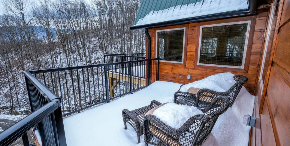 Gatlinburg - Patriots Den - Exterior