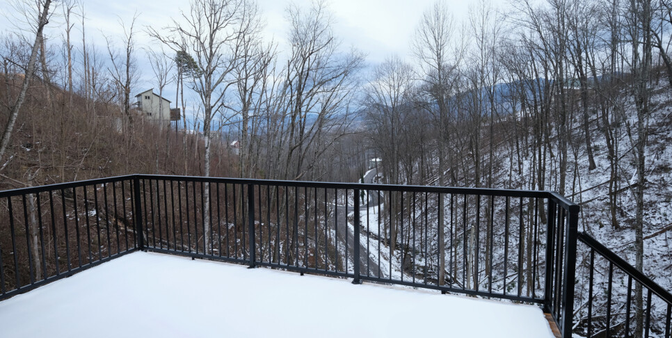 Gatlinburg - Patriots Den - Exterior
