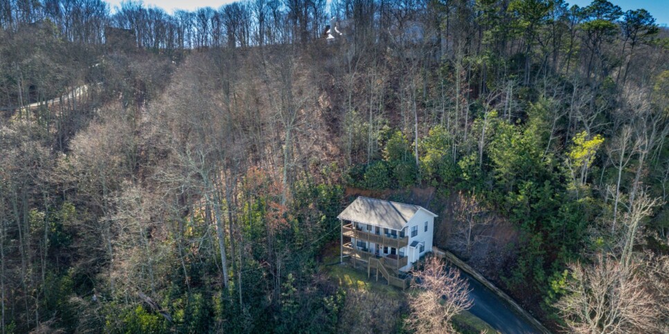 Gatlinburg Cabin Rental - Among The Clouds 2240 - Exterior