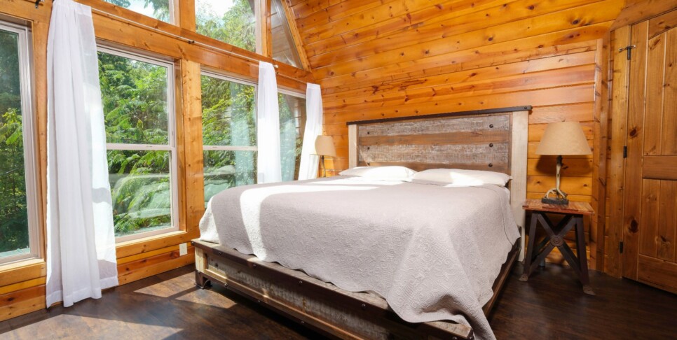 Chalet Village Cabin - Patriots Den - Bedroom