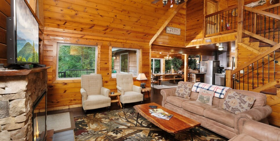 Chalet Village Cabin - Patriots Den - Living Room