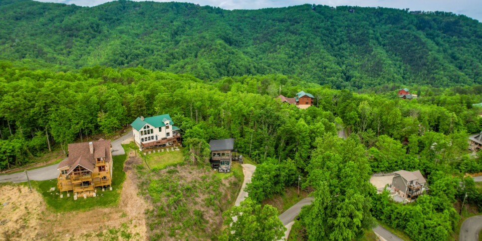 Chalet Village Cabin - Whitney's Way - Exterior