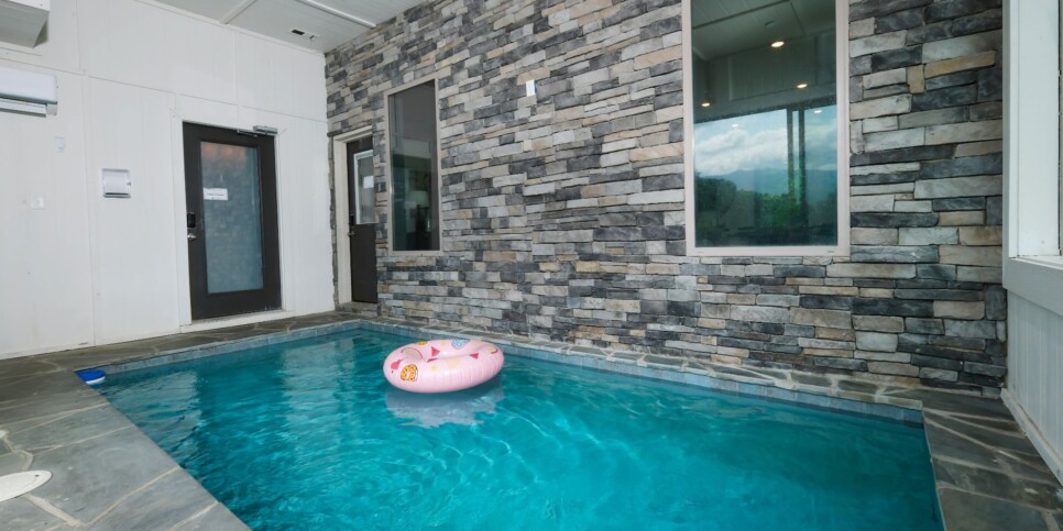 Chalet Village Cabin - Whitney's Way - Pool