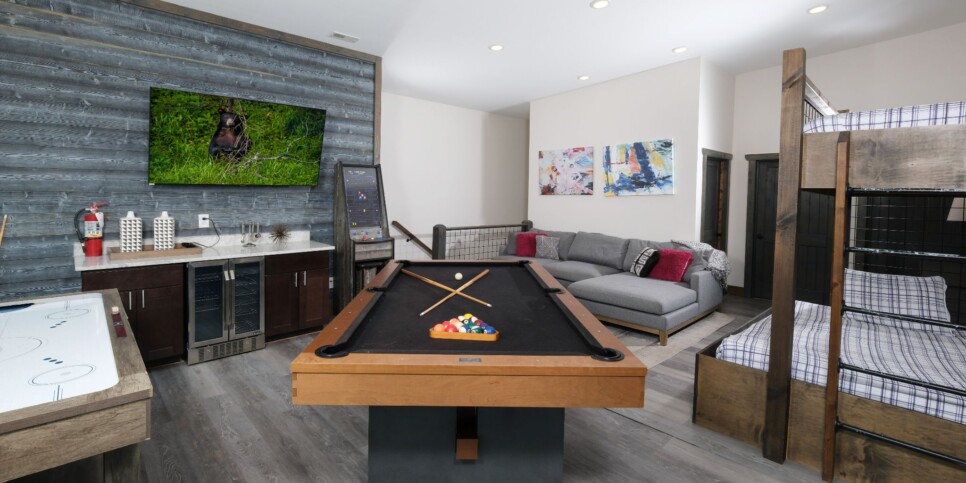 Chalet Village Cabin - Whitney's Way - Rec Room