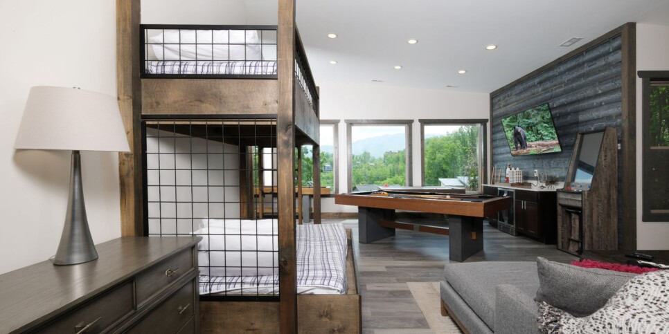Chalet Village Cabin - Whitney's Way - Rec Room