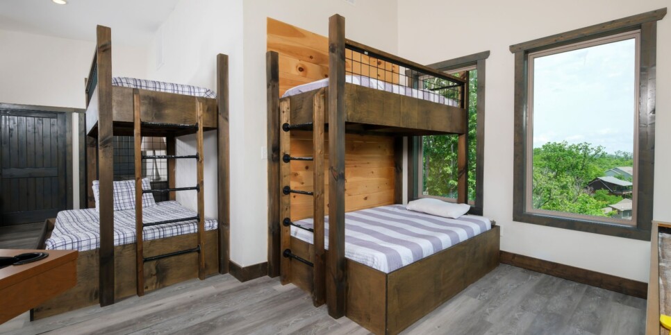 Chalet Village Cabin - Whitney's Way - Rec Room