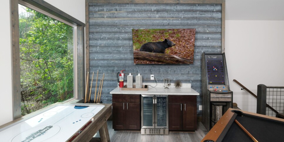 Chalet Village Cabin - Whitney's Way - Rec Room