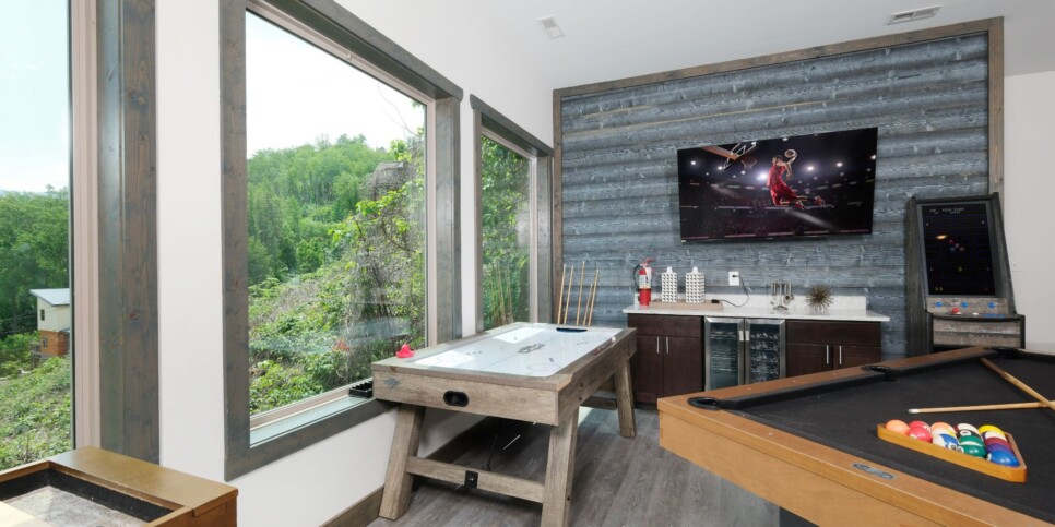 Chalet Village Cabin - Whitney's Way - Rec Room
