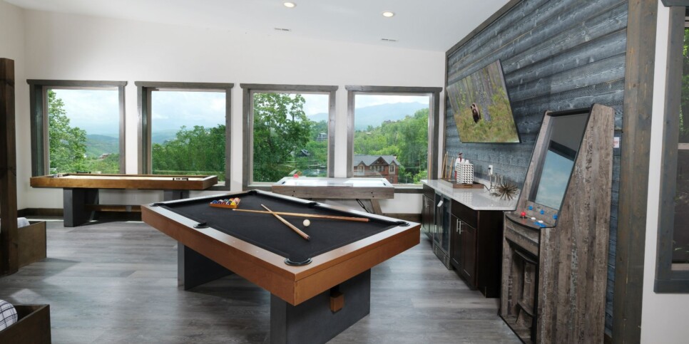 Chalet Village Cabin - Whitney's Way - Rec Room