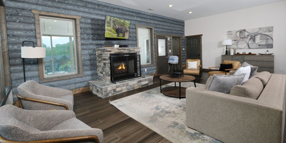 Chalet Village Cabin - Whitney's Way - Living Room