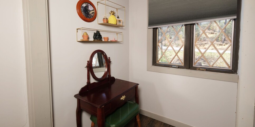 Gatlinburg - Chalet Luzerne 1860 - Bedroom