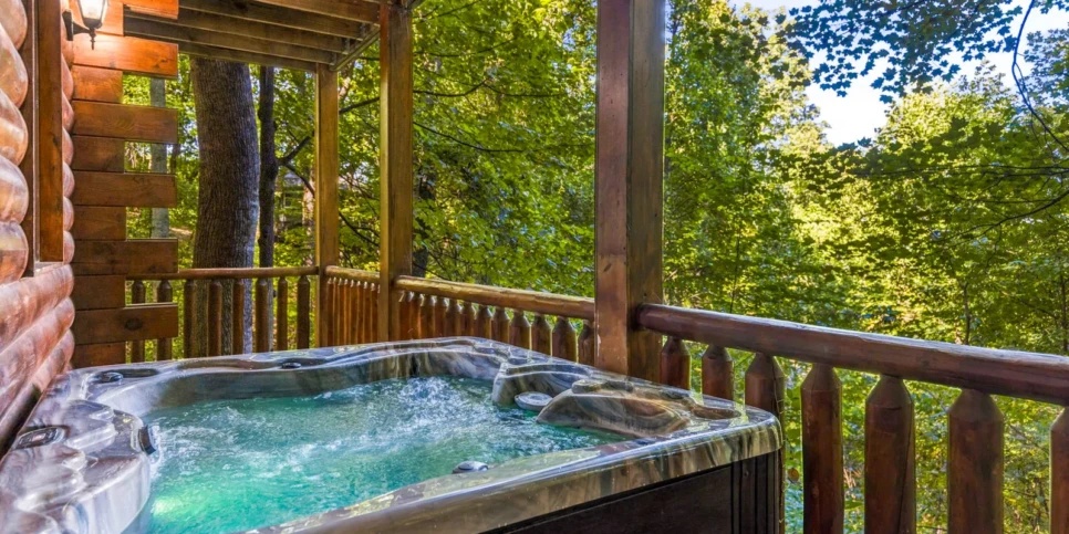 Gatlinburg Smoky Getaway Exterior