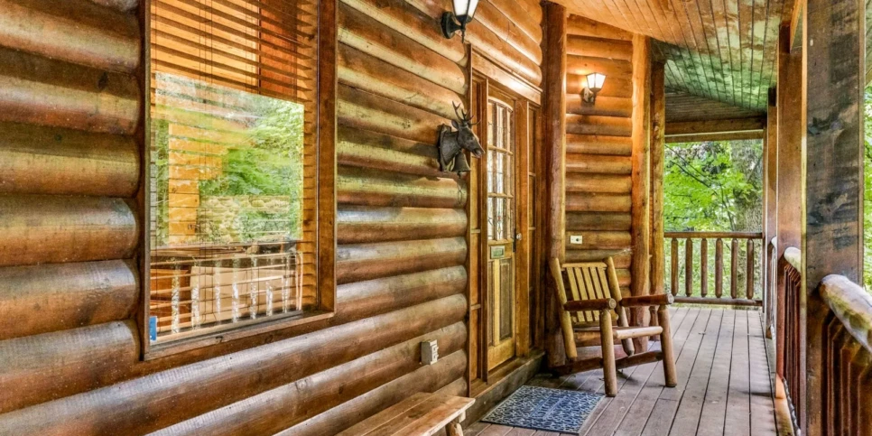 Gatlinburg Smoky Getaway Exterior