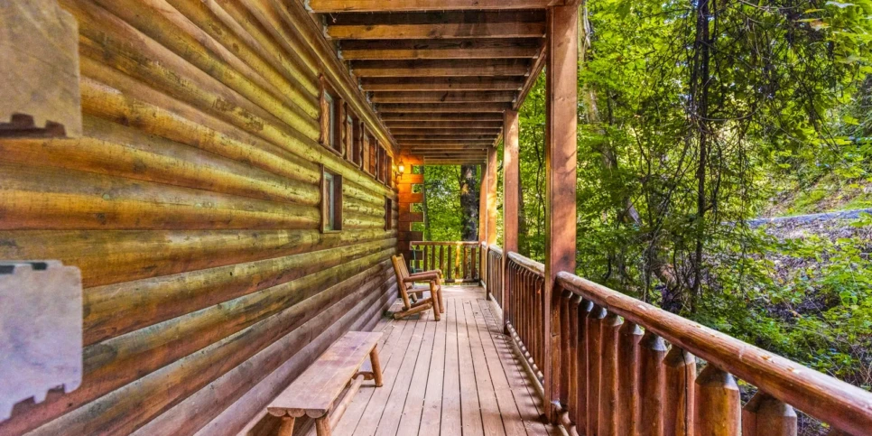 Gatlinburg Smoky Getaway Exterior