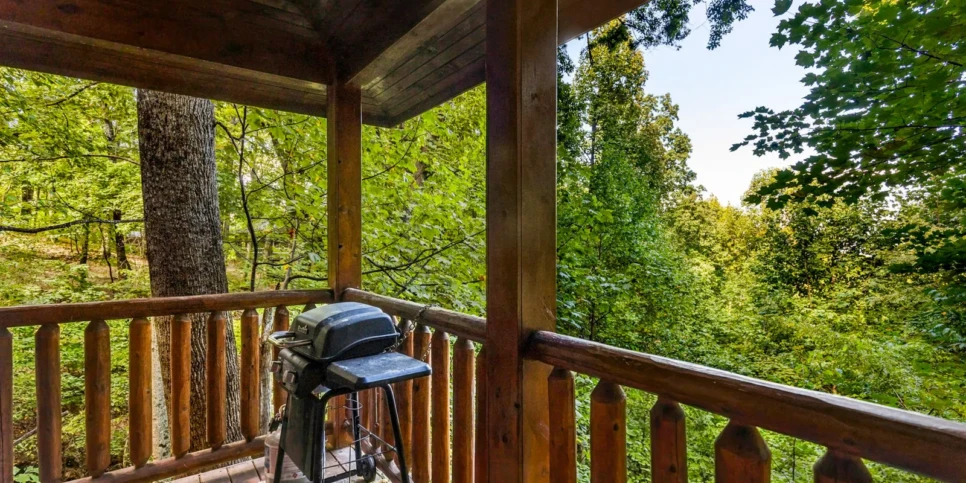 Gatlinburg Smoky Getaway Exterior
