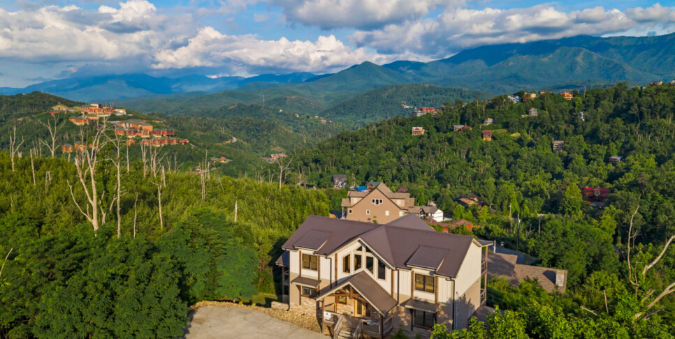 Gatlinburg Splash N Heavenly View Exteriors
