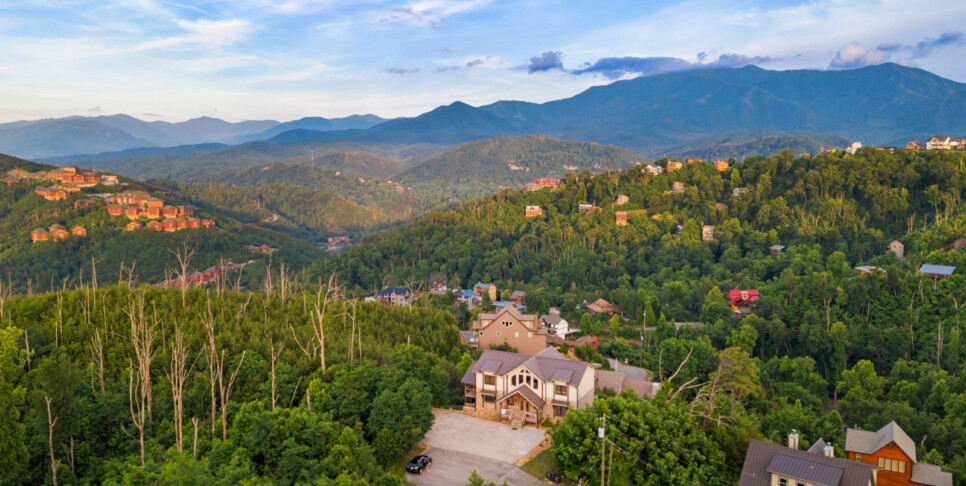 Gatlinburg Splash N Heavenly View Exteriors