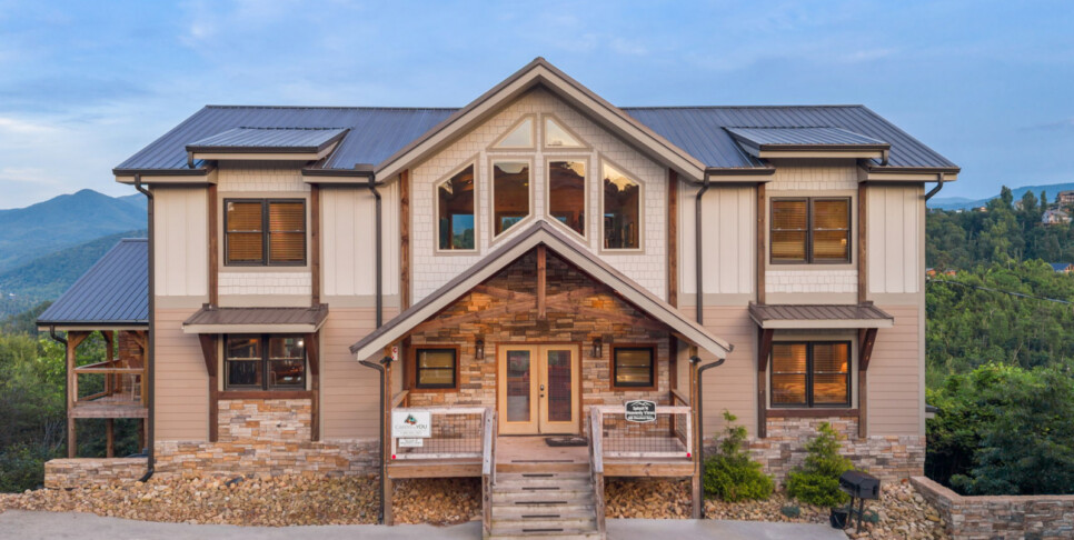 Gatlinburg Splash N Heavenly View Exteriors