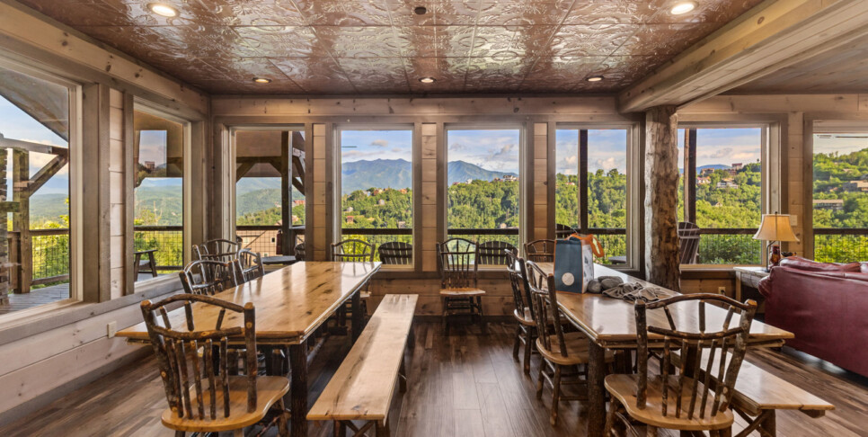 Gatlinburg Splash N Heavenly View Kitchen