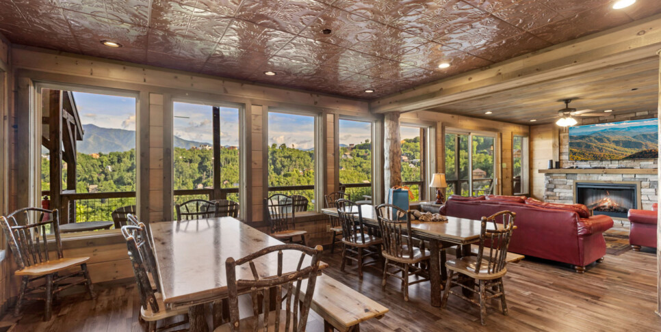 Gatlinburg Splash N Heavenly View Kitchen