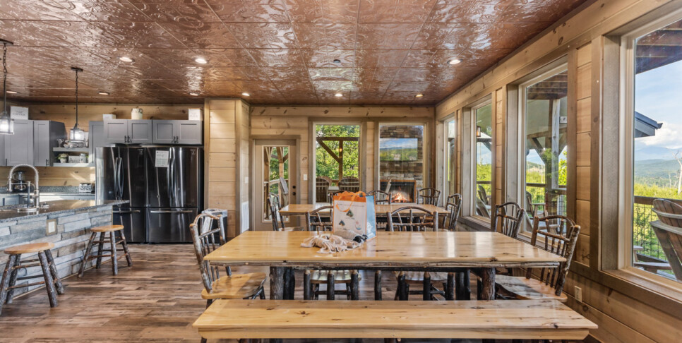 Gatlinburg Splash N Heavenly View Kitchen