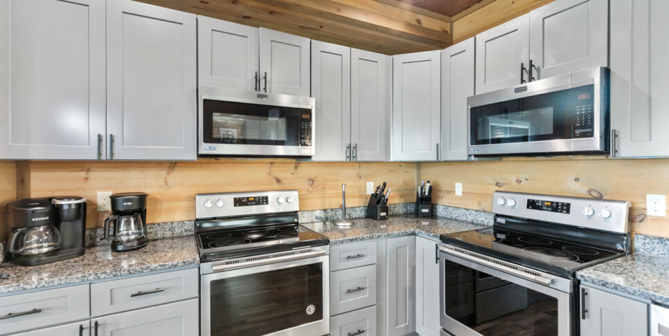 Gatlinburg Splash N Heavenly View Kitchen