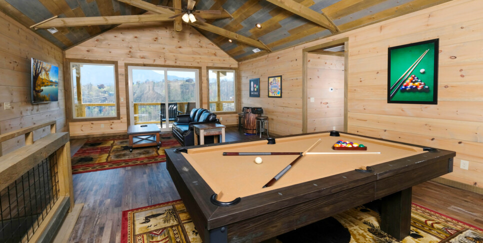 gatlinburg splash n heavenly views rec room