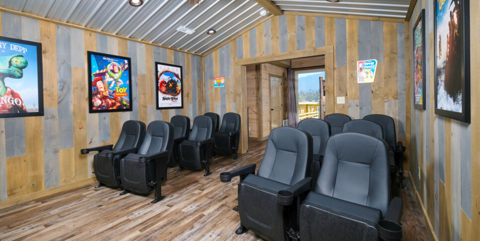 gatlinburg splash n heavenly views rec room