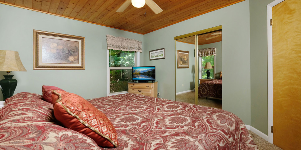 Gatlinburg - Ski Mountain Hideaway 1154 - Bedroom