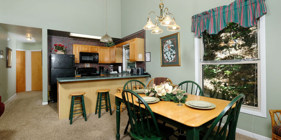 Gatlinburg - Ski Mountain Hideaway 1154 - Kitchen