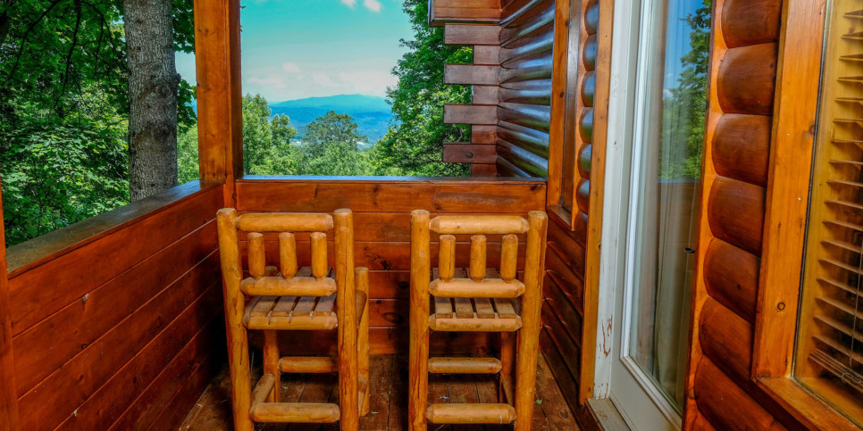 Gatlinburg - Smoky Getaway - Exterior