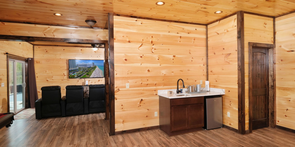 Gatlinburg - Sunrise Over the Smokies - Rec room