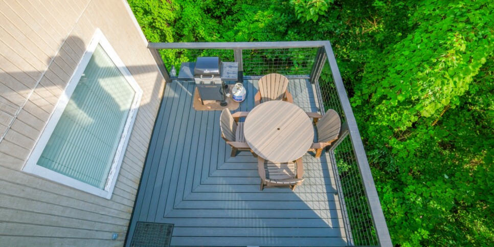 Chalet Village Cabin Rental - Bear Hugs - Exterior