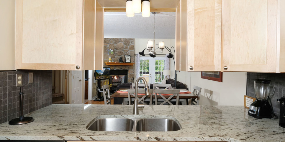 Gatlinburg - Three Bears and a Mountain HA302 - Kitchen