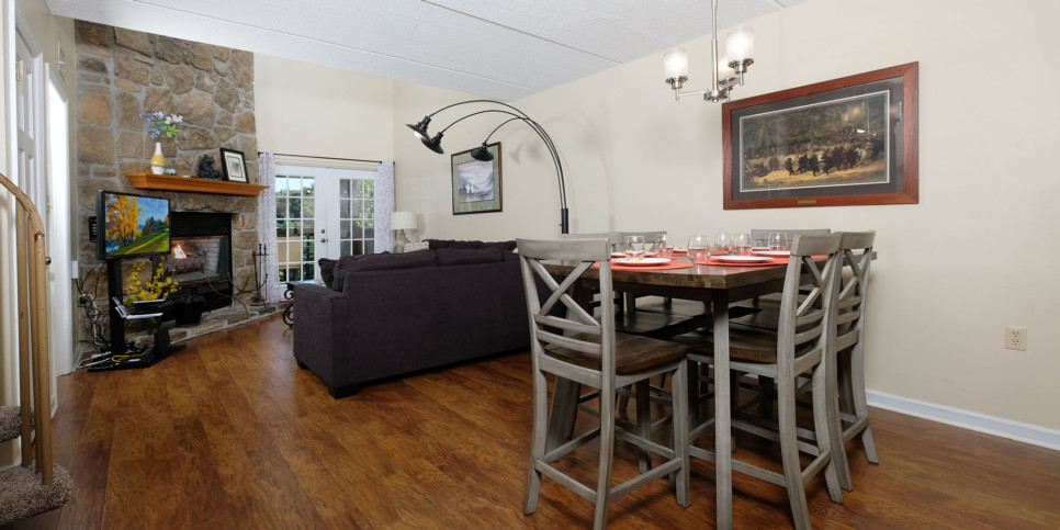 Gatlinburg - Three Bears and a Mountain HA302 - Kitchen