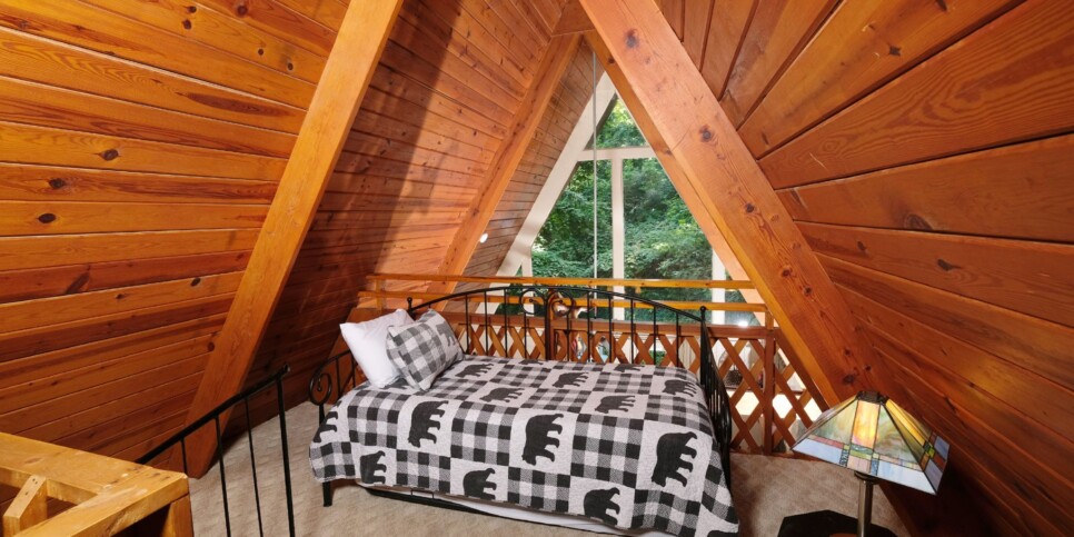 gatlinburg-shepherds-crook-1127-bedroom-4