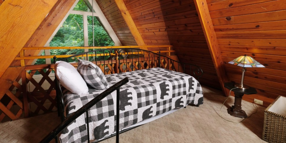 gatlinburg-shepherds-crook-1127-bedroom-6