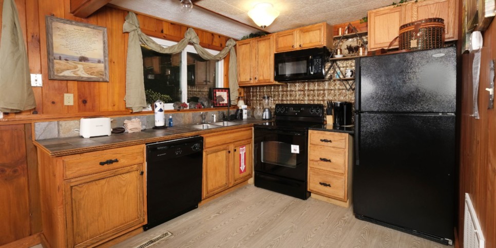 gatlinburg-shepherds-crook-1127-kitchen-1