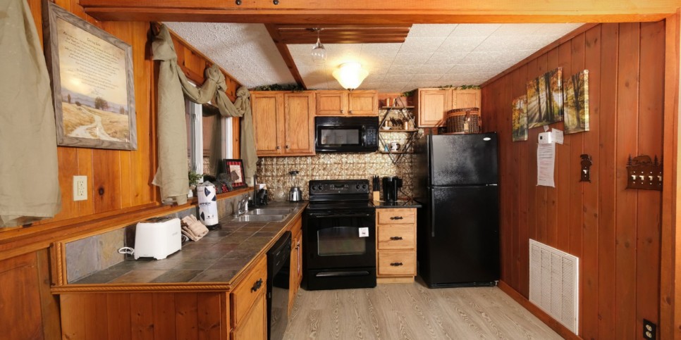 gatlinburg-shepherds-crook-1127-kitchen-2