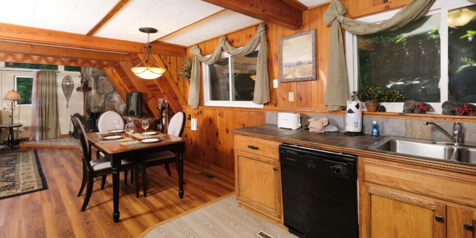 gatlinburg-shepherds-crook-1127-kitchen-3