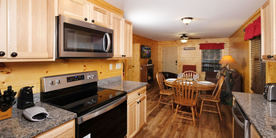 Gatlinburg - Bear Trail 625 - Kitchen