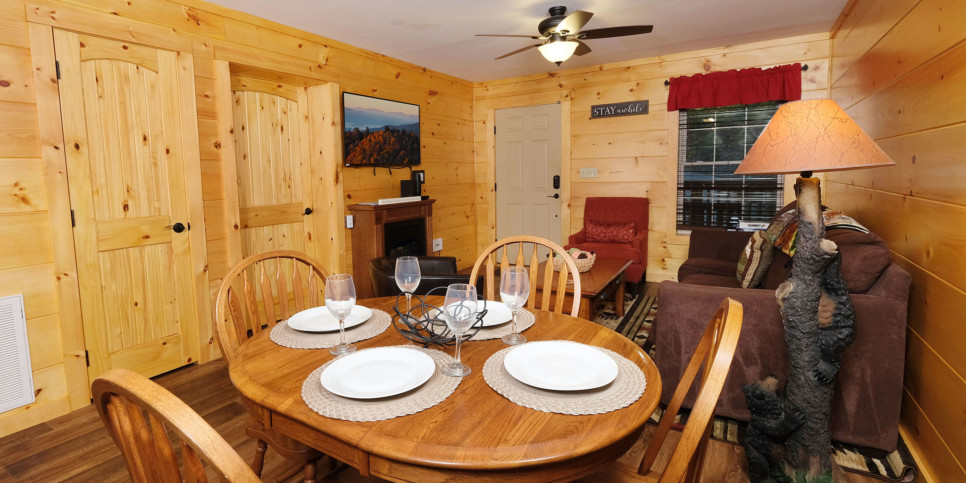 Gatlinburg - Bear Trail 625 - Kitchen