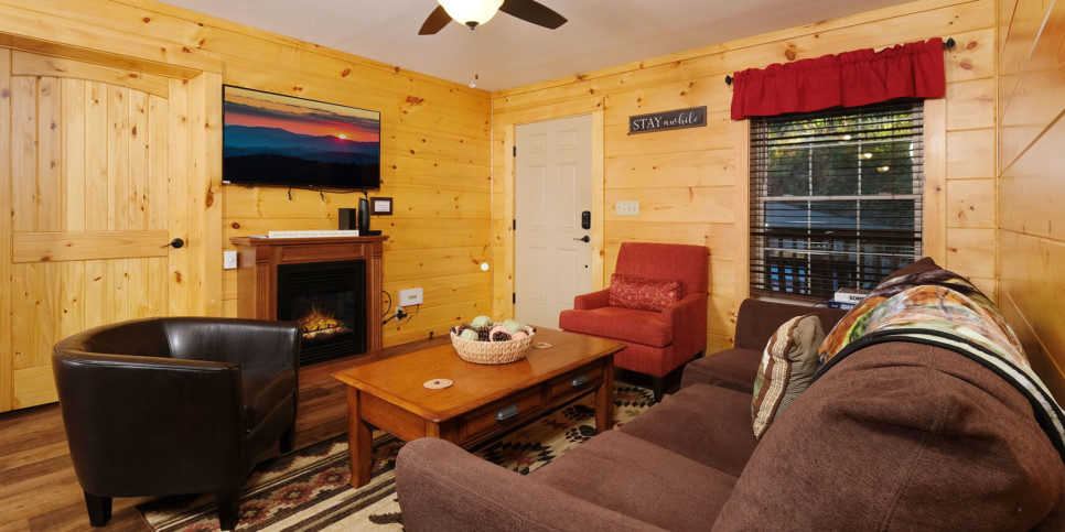 Gatlinburg - Bear Trail 625 - Living Room