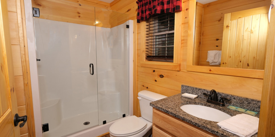 Gatlinburg - Bear Trail 625 - Bathroom