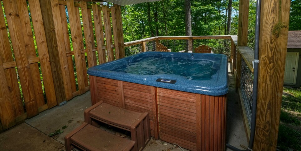 gatlinburg-bear-view-chalet-cabin-ezxterior-1